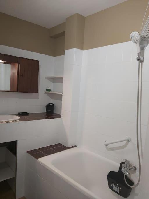 Superbe Appartement Au Coeur Des Cevennes 아베즈 외부 사진