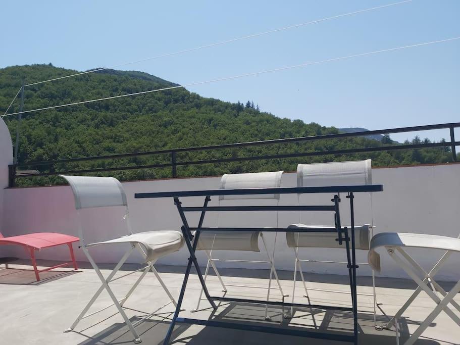 Superbe Appartement Au Coeur Des Cevennes 아베즈 외부 사진