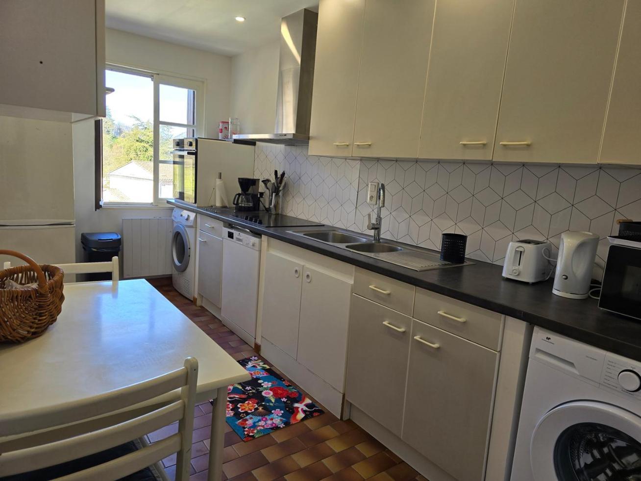 Superbe Appartement Au Coeur Des Cevennes 아베즈 외부 사진